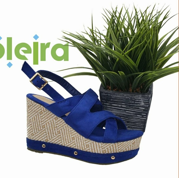 Platform - Picture 2 of 2